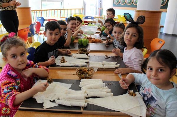 Ekolojik Kreş'te öğrenciler çiftlik hayatını öğreniyor