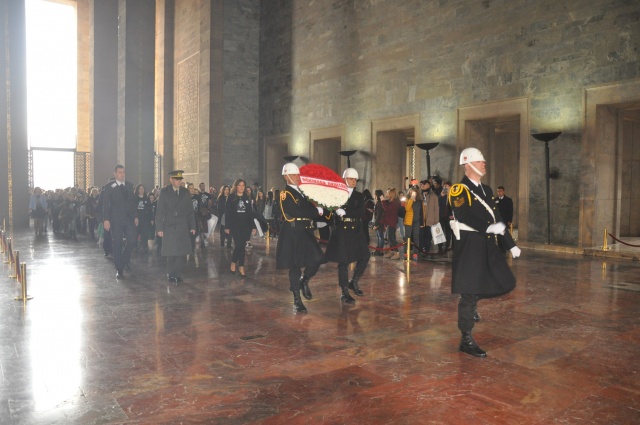 Oğuzkaan Koleji Öğrencileri Anıtkabir'de, "ATAM İZİNDEYİZ"