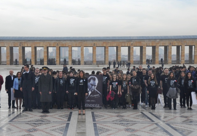 Oğuzkaan Koleji Öğrencileri Anıtkabir'de, "ATAM İZİNDEYİZ"