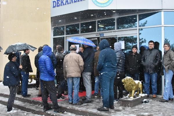 Konya'da '09.45' mağduru öğrencilerin gözyaşları