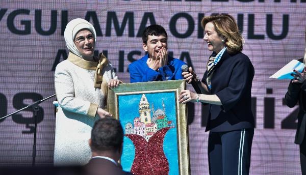 HAYPADER Özel Eğitim Uygulama Okulu Bağcılar'da törenle açıldı