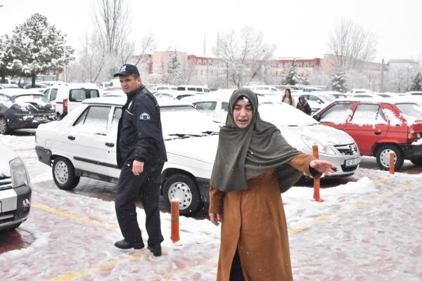 Konya'da '09.45' mağduru öğrencilerin gözyaşları