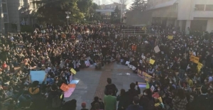 Boğaziçi öğrencilerinden Rektör'e protesto